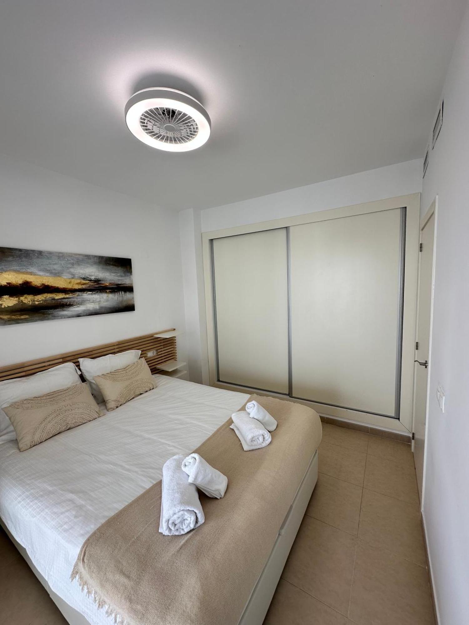 Apartment Beachside Luxe 1br: New & Chic *